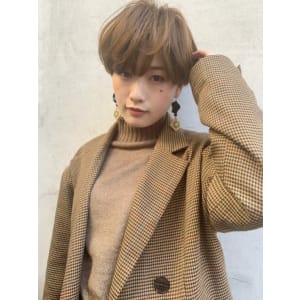 ふんわりマッシュショート