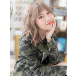 表情変わる眉上バング☆外国人風ふわふわカール　ふわミディ