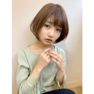 ふんわりひし形ショートボブ