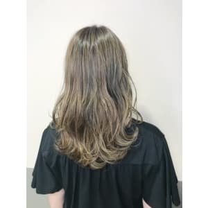 20代30代◎シースルーカラー ハイライト イルミナカラー - Eleanor spa&treatment 銀座店【エレノア スパアンドトリートメント ギンザテン】掲載中