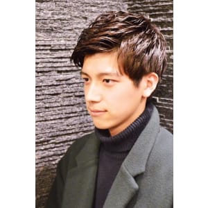 [清潔感抜群] 7:3 カット＜理容室＞＜銀座＞＜メンズ＞