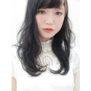 黒髪インナーカラー×ゆるふわデジタルパーマ