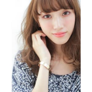 小顔ウェーブロング×カフェオレブラウン