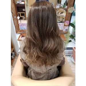 ロング×ハイライトカラー