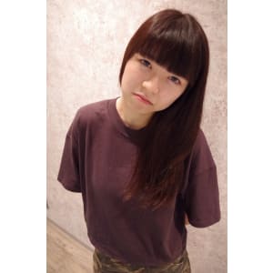 深みのあるアッシュベージュ