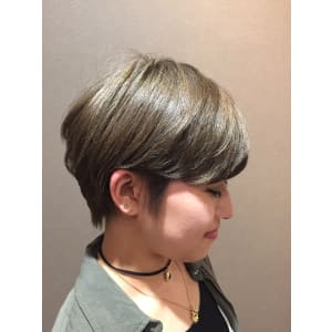 スモーキーマッシュショート