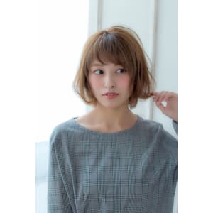 小顔ショートバングミディ【ラベンダーアッシュ】U-217