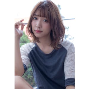 抜け感たっぷりの大人ロブ【チャコールベージュ】U-107