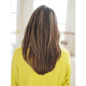 ミックスカールのルーズヘアースタイル