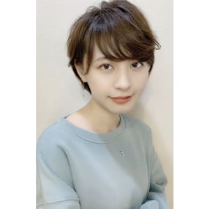 クセ毛の方でも簡単スタイリングショート