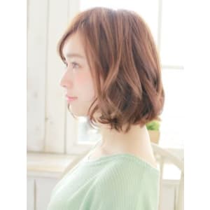 ルーズなハネ感が人気のパーマスタイル - hair make nalu 荻窪西口 白山神社参道通り店【ヘアメイクナルオギクボニシグチハクサンジンジャサンドウドオリ】掲載中