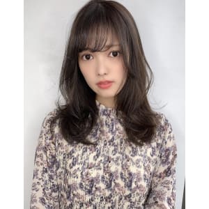 毛先パーマ　暗髪ゆるふわセミディ