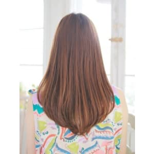 ワンカールストレートのゆるかわヘアースタイル