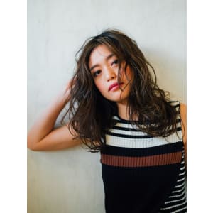ナチュラルウエットロングスタイル