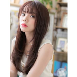 シースルーバング＆外国人風ナチュラルレイヤー　毛先パーマ