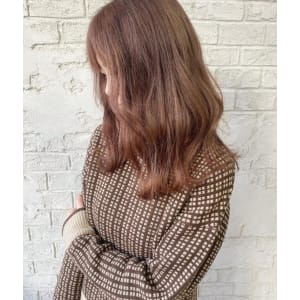 ダブルバングことりベージュ大人かわいい伸ばしかけボブ4081