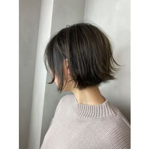ボブディ 丸みショート ボブ 斜めバング