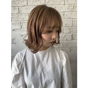 ことりベージュブランジュ前下がりボブベージュカラー6086