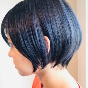 ブルーカラーとすっきりショート - Organic&Hair LAU LEA【オーガニックアンドヘアラウレア】掲載中