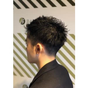 フェードマッシュスタイル【BARBER-BAR】
