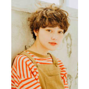 外国人風抜け感ショート
