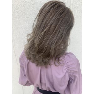 グレージュハイライトグラデーション池袋