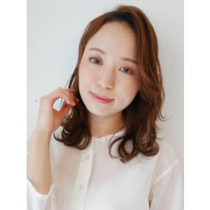 ゆるウエーブ×かき上げバングスタイル - HAIR & MAKE EARTH 大分森町店【ヘアメイクアース オオイタモリマチテン】掲載中