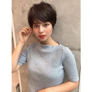ナチュラルショートボブ