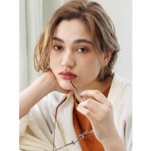 センターパート×無造作カール - HAIR & MAKE EARTH 五反田店【ヘアメイクアース ゴタンダテン】掲載中