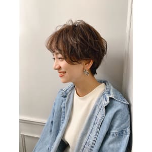大人かわいい小顔丸みのあるショートボブ　20代30代40代