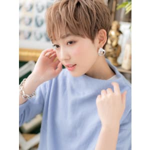 重めスタイルが大人かわいいワンカールミディ　毛先パーマ