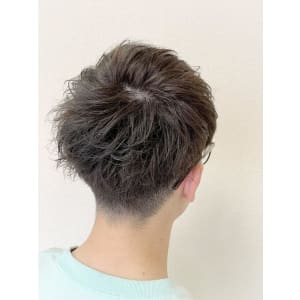 メンズの爽やかショートスタイル