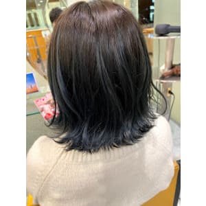 切りっぱなしボブ