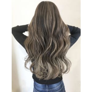 【Luccica】バレイヤージュ×グレージュ