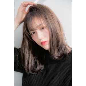 【Euphoria】外ハネミディアム×小顔大人女子☆