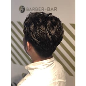 大人のリバーススタイル【 BARBER- BAR】