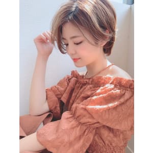 【重山】耳掛けハンサムショート