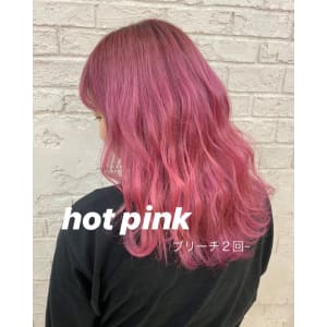 ホットピンクヘアピンクブラウン派手髪ブリーチカラー4097