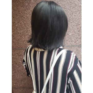 ホワイティグレーグラデーション 