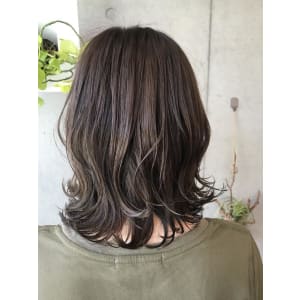 カーキベージュ - EMU international 春日部本店【エムインターナショナル】掲載中
