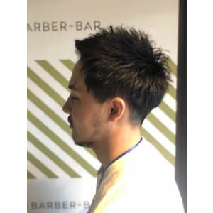 フェードカットスタイル【BARBER-BAR】