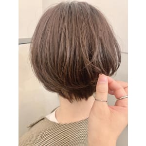 大人かわいい小顔丸みのあるショートボブ　20代30代40代　