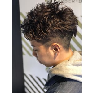 大人のパーマスタイル【 BARBER BAR】