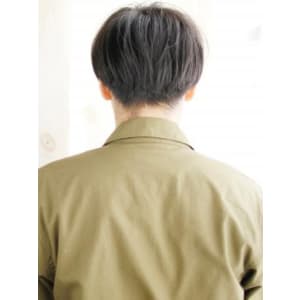 ナチュラルカールのカジュアルスタイル