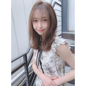 【重山祐亮】外ハネカールセミロング