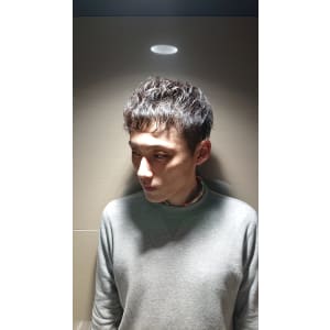 ツーブロックパーマ〈理容室〉〈八重洲〉〈日本橋〉 - HIROGINZA東京駅八重洲口店【ヒロギンザトウキョウエキヤエスグチテン】掲載中