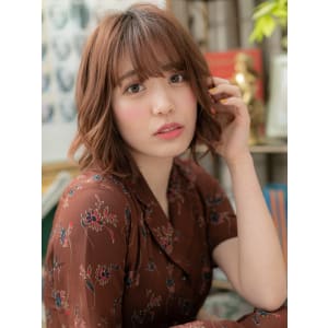 軽やかデジタルパーマくせ毛風前下がりボブ　似合わせカット