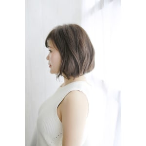 20代30代40代　ワンランク上のダークボブ【京都駅】