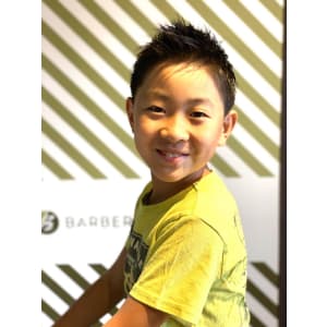 BARBER-BARでキッズカット