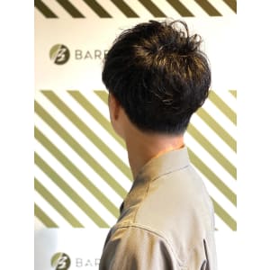 BARBER-BARのパーマでメンズマッシュ